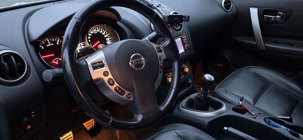 Nissan Qashqai/2012/panoramic/piele/camera/Keynes go
