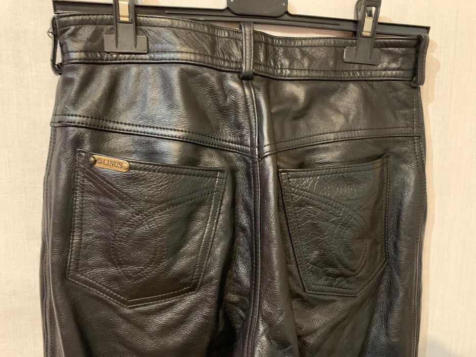 Pantaloni piele naturală lungi negri