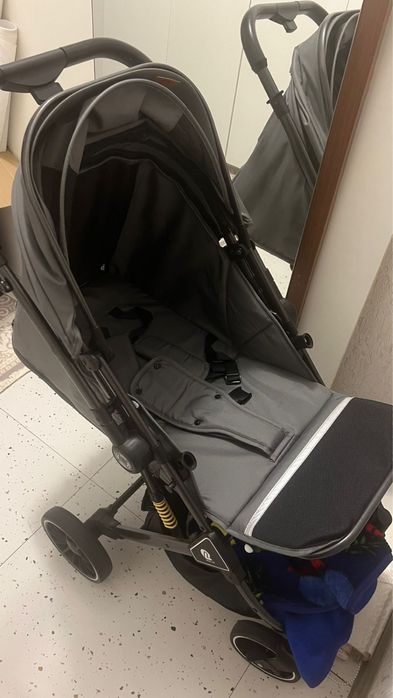 Коляска прогулочная