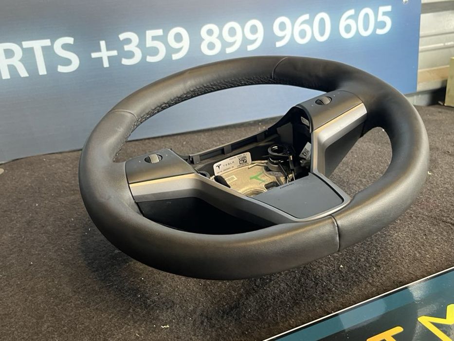 Оригинален Кожен волан Tesla 3 2021 черно кормило Тесла 2543286apq