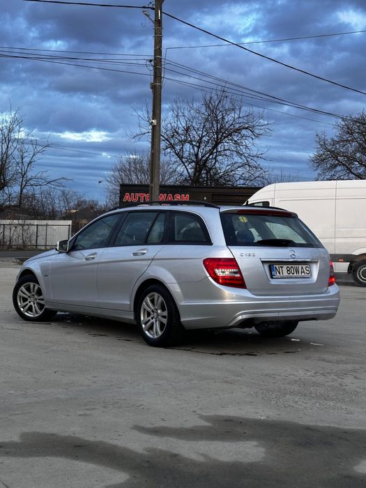 Mercedes-Benz C180 CDI W204 • 2011 • 2.2 Diesel • 120 CP • 275.000 km