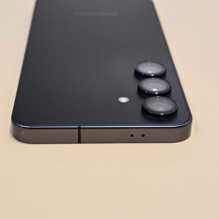 Hope Amanet P8 Samsung S24 256/8 Gb