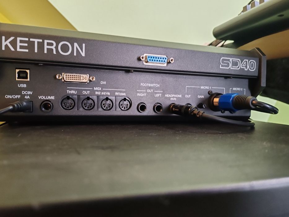 Ketron sd 40 modul cu secuențerțer  și aranjor! 5000 fix!