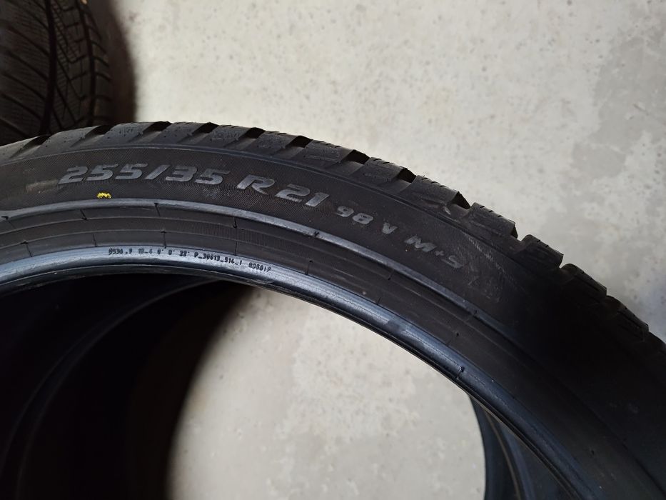 4 Cauciucuri 266 35 R21 Pirelli