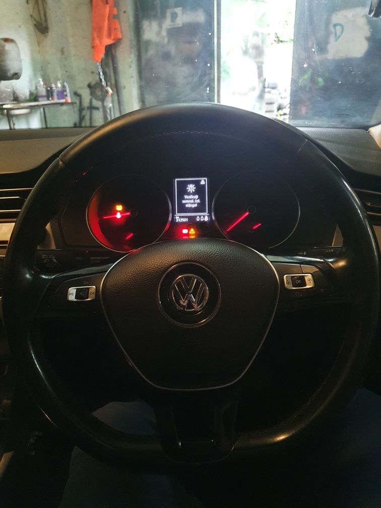 Dezmembrez Volkswagen Passat B8 1.6 diesel Euro 6