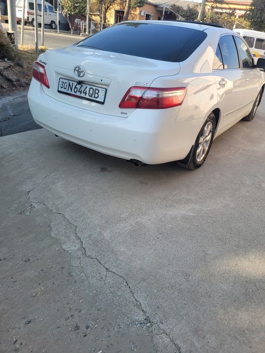 Тайота камри сотилади