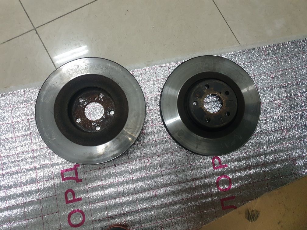 Тормозные диски от Лексус GS