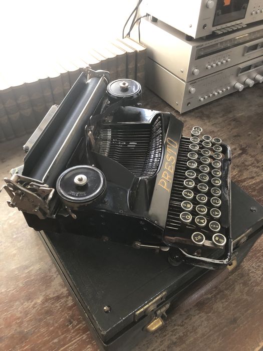 Masina de scris Presto vintage