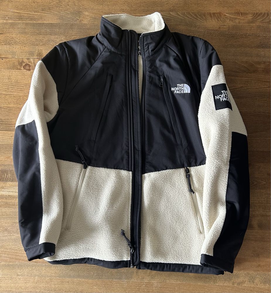 Яке The North Face