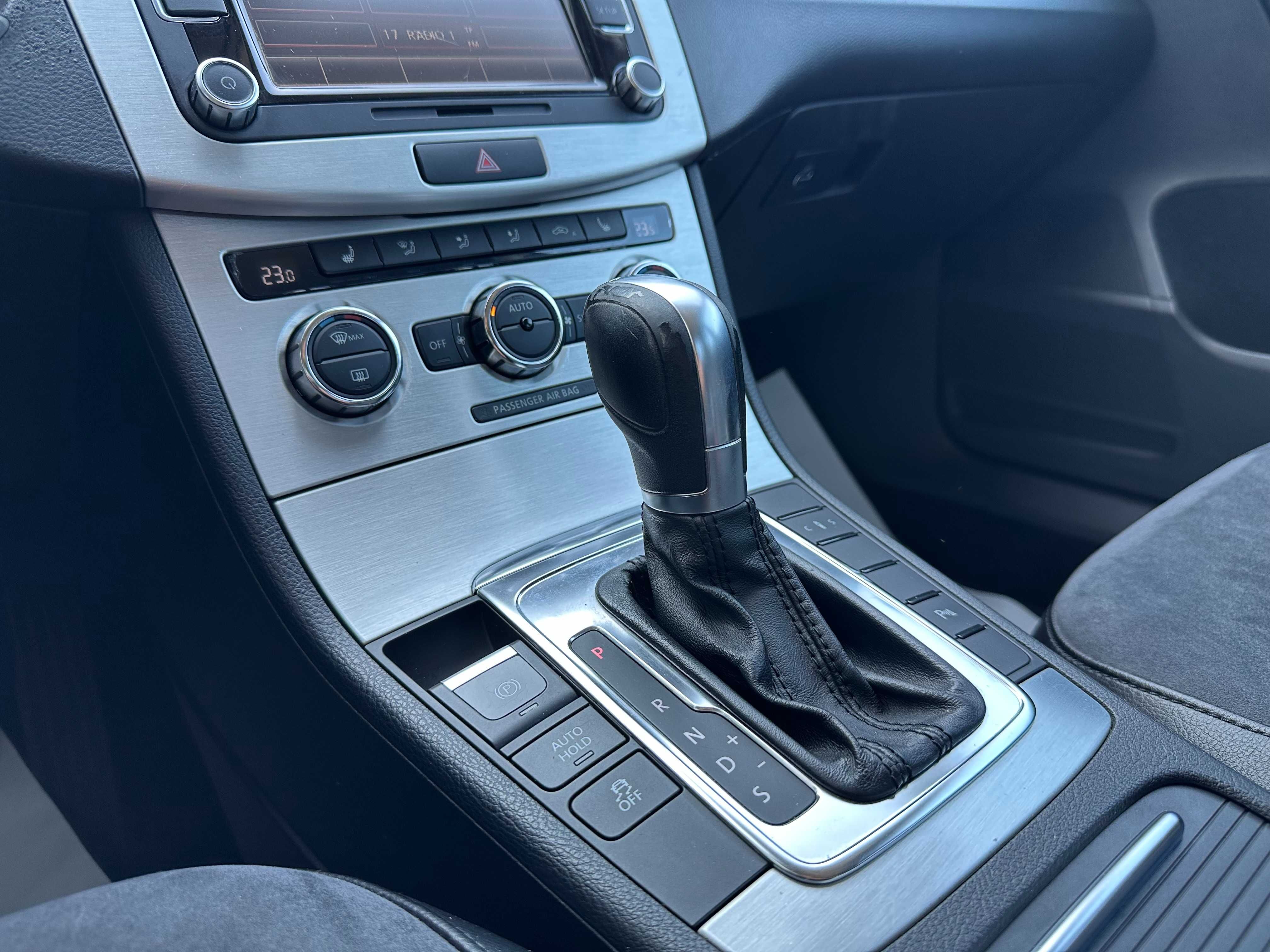 Volkswagen Passat 2.0i 211 к.с.