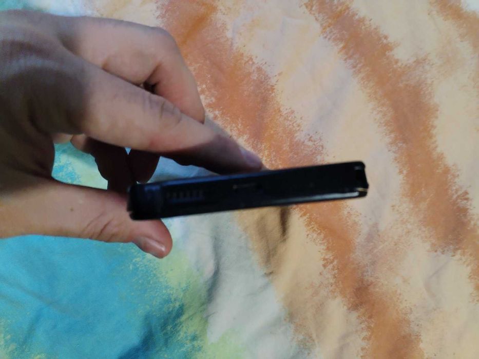 Motorola Defy - Може да се ползва, чисто нова батерия!