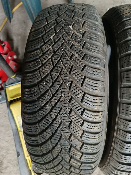 Зимни гуми -16цола -215/65-1бр.-70лв."NEXEN"