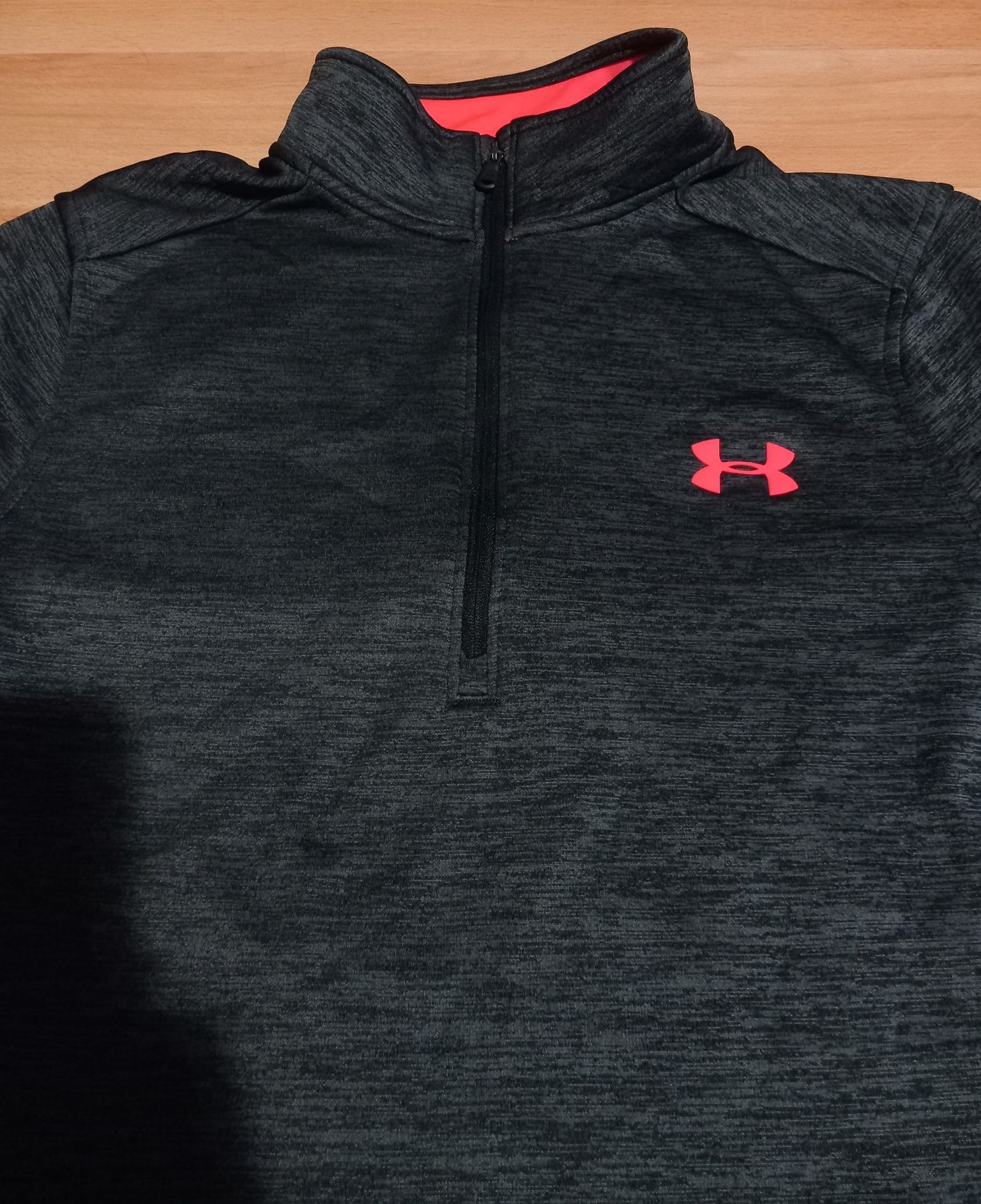 Дамско горнище Under Armour размер SM/P/CH