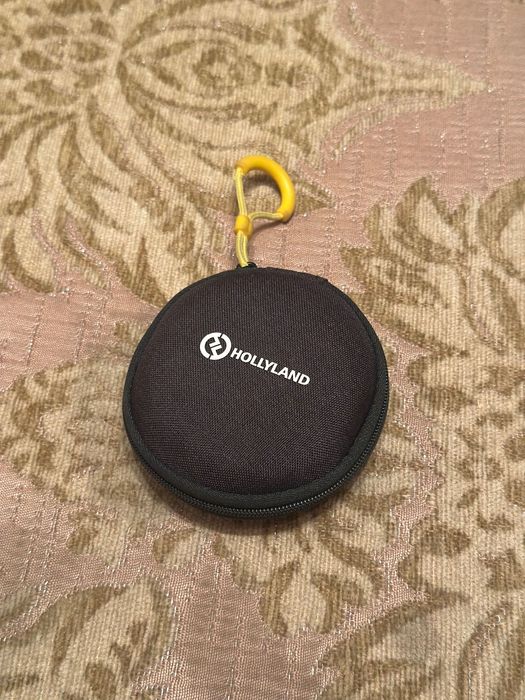 Продам петличку HOLLYLAND