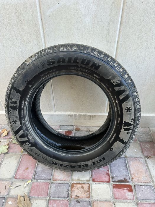 Продам зимние шины 225/65 R17 Sailun
