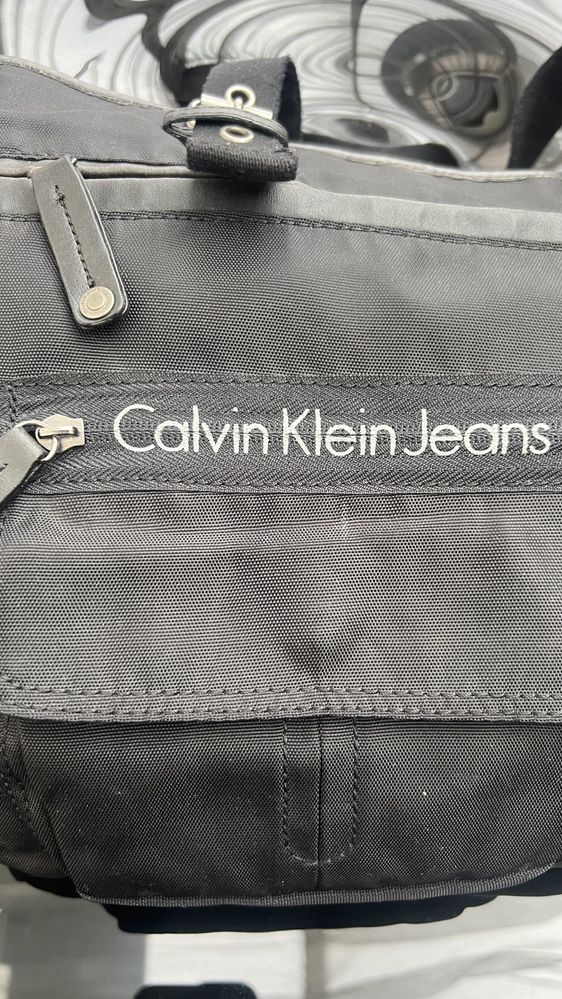 Calvin Klein Jeans дамска чанта