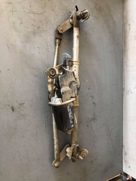 ansamblu stergatoare motoras  toyota yaris p2 1999-2005