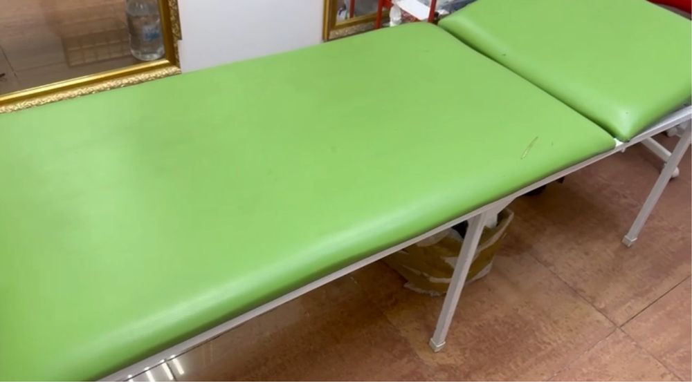 Кушетка б/у