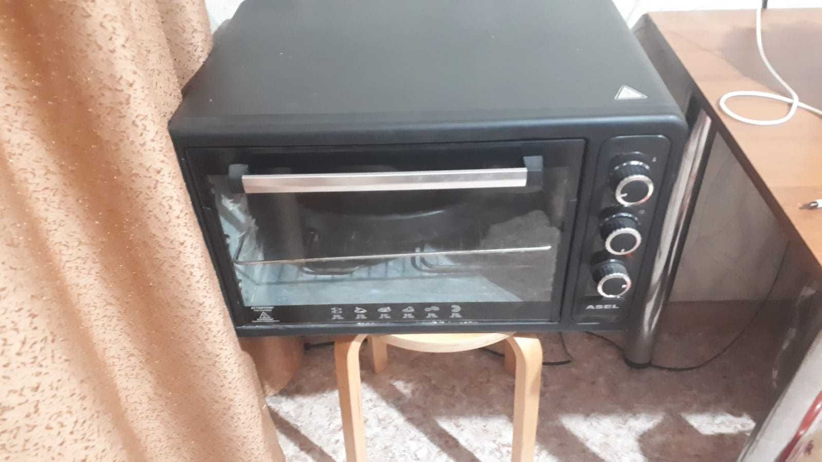 Продаю духовой шкаф