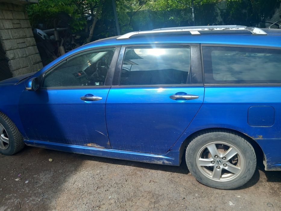 Хонда акорд 2003г. Бензин 150 коня на части