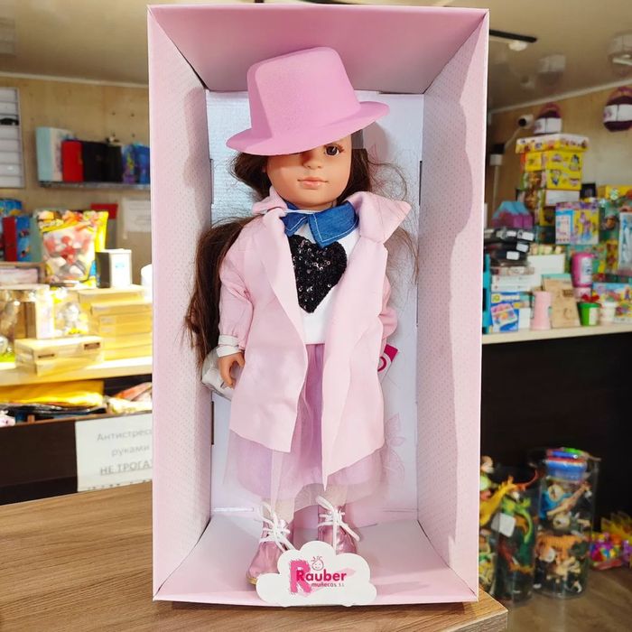 Кукла шатенка