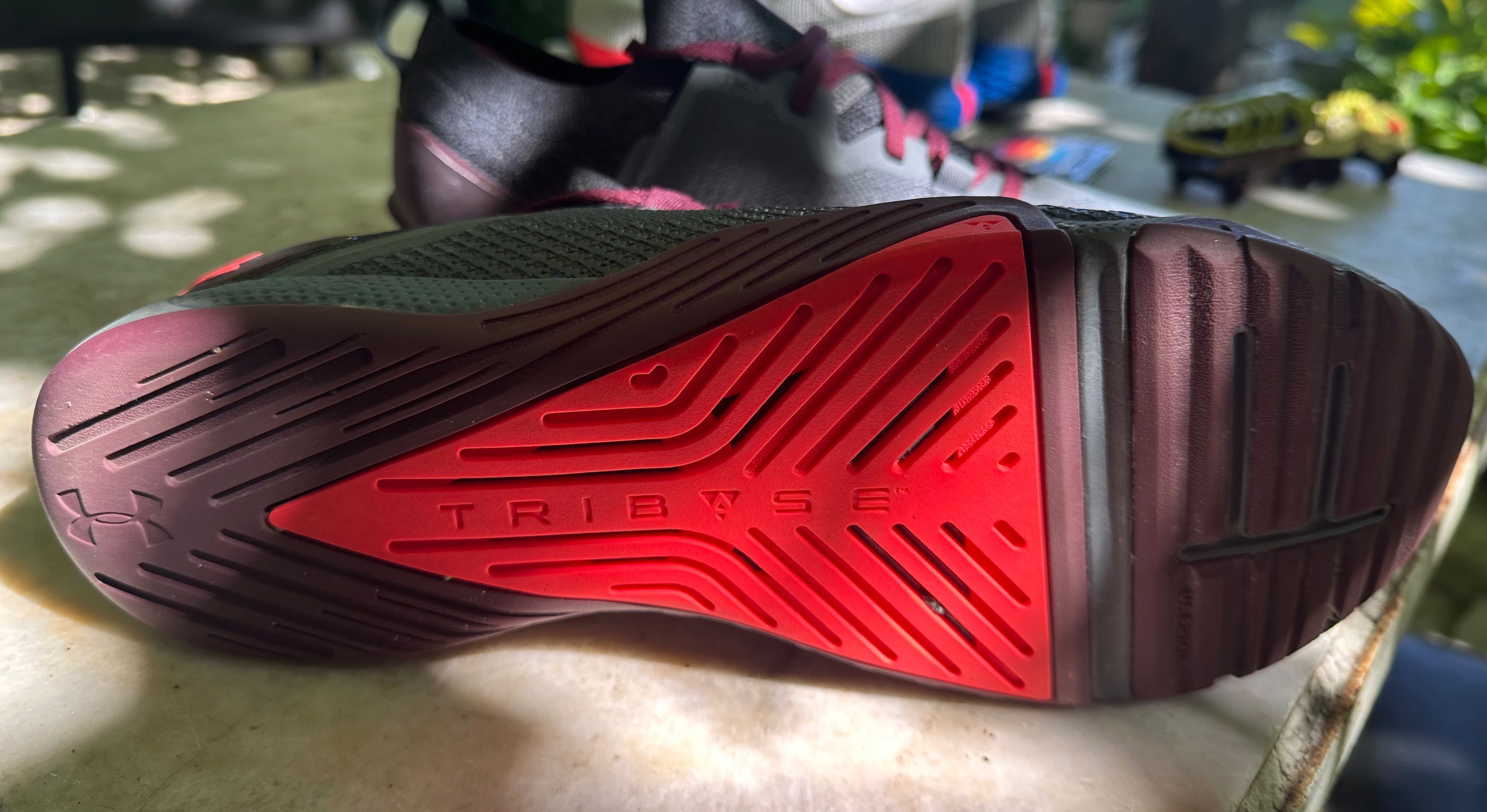 Under armour  tribase reign