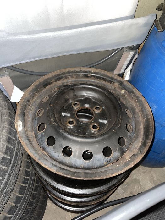 Jante tabla + cauciucuri 175/65R14 Toyota Yaris