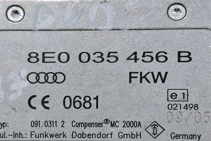 Amplificator  modul antena 8E0035456B Audi A4 B7 seria