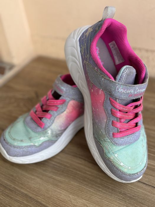Skechers marimea 34 , unicorn rainbow