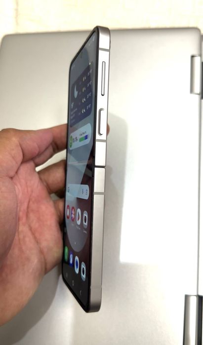 Samsung Z flip 6 sotiladi