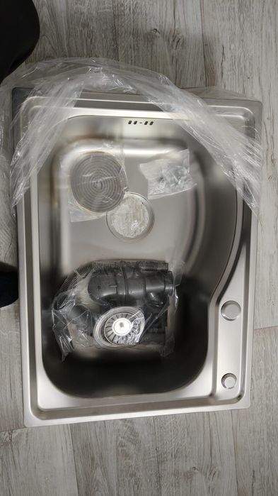 Продам раковину новая