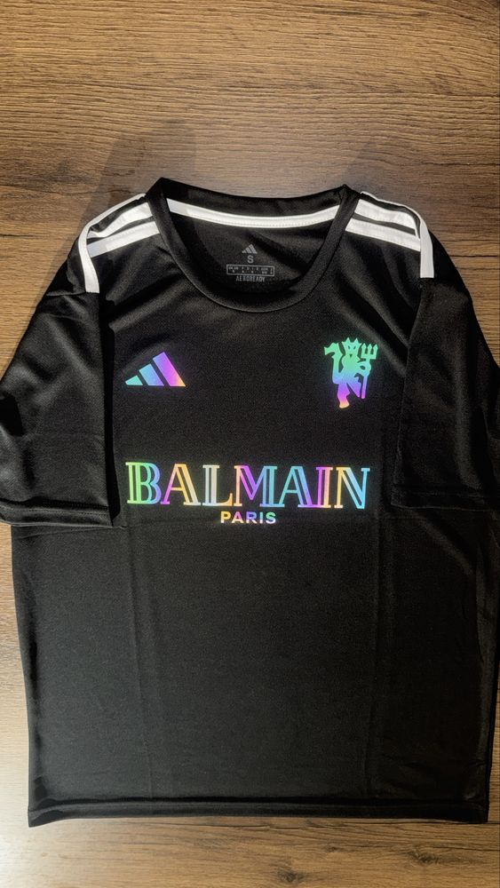 ManUnited x Balmain jersey