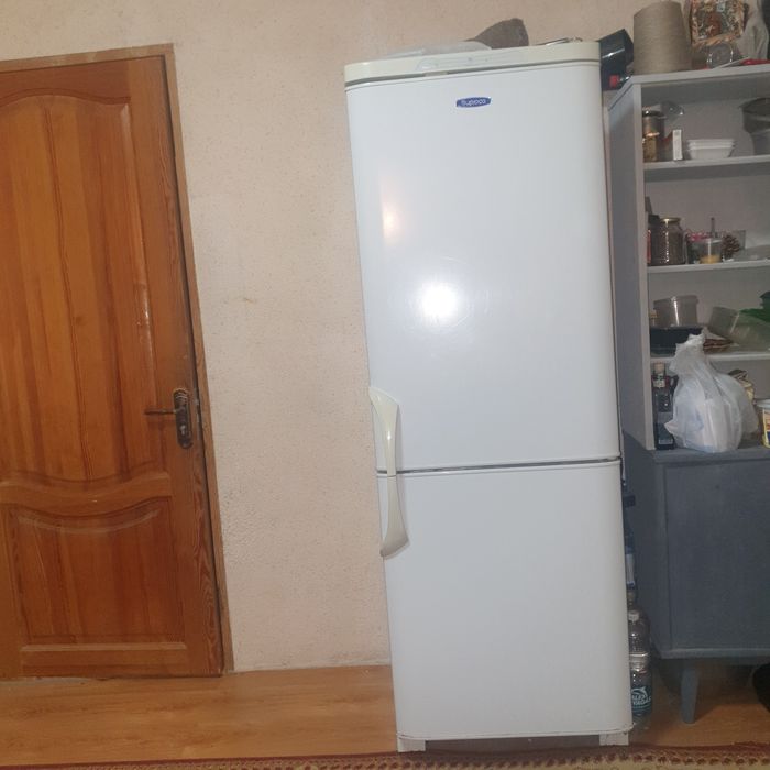 Холодильник бирюса