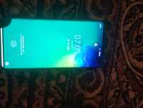 Samsung s10+ ekranda hol bor