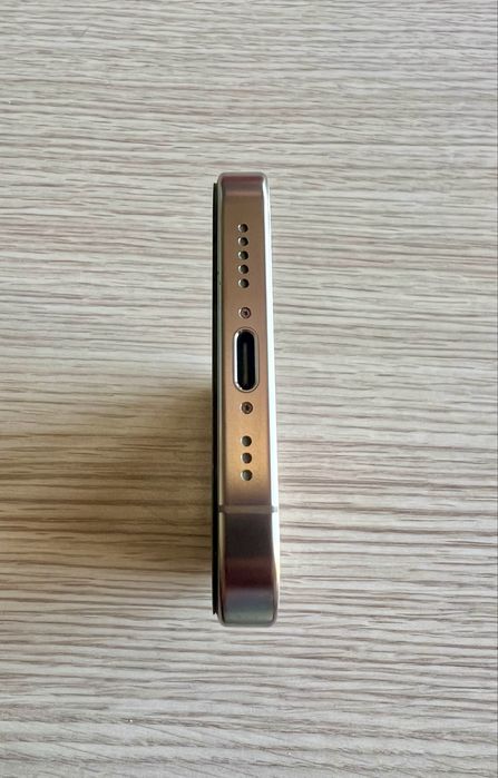Iphone 16 Pro 128 GB Desert Titanium