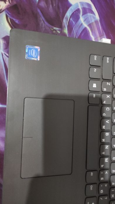 Noutbook lenovo Intel(r) Celeron(r)