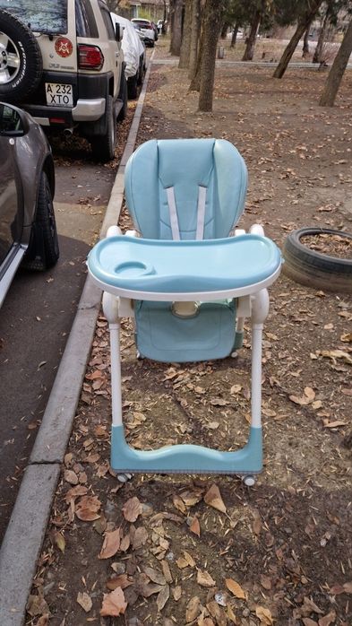 Детский стульчик  для кормления