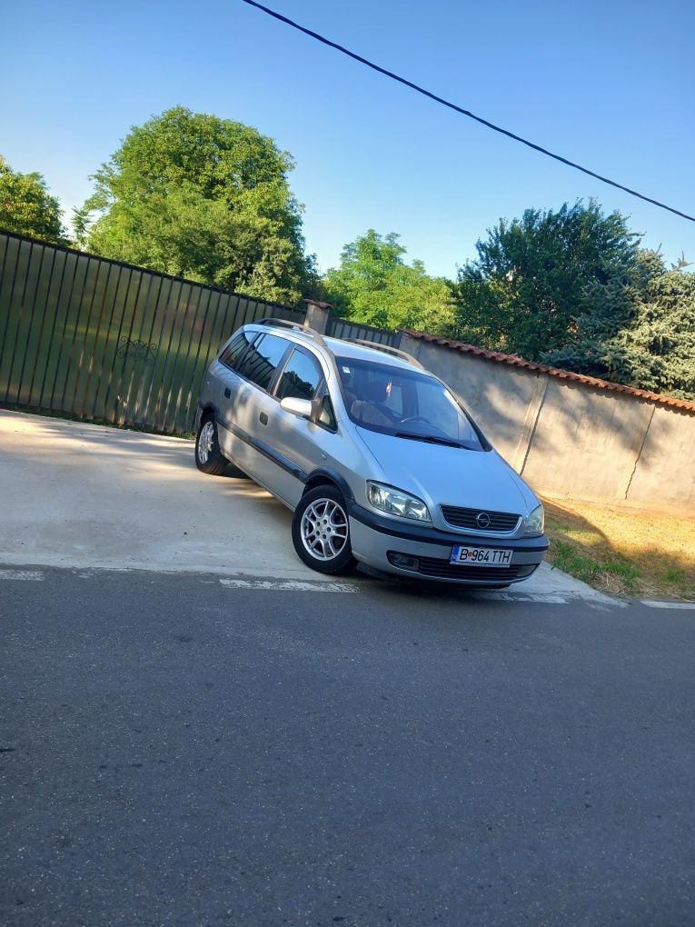 Opel zafira an 2002