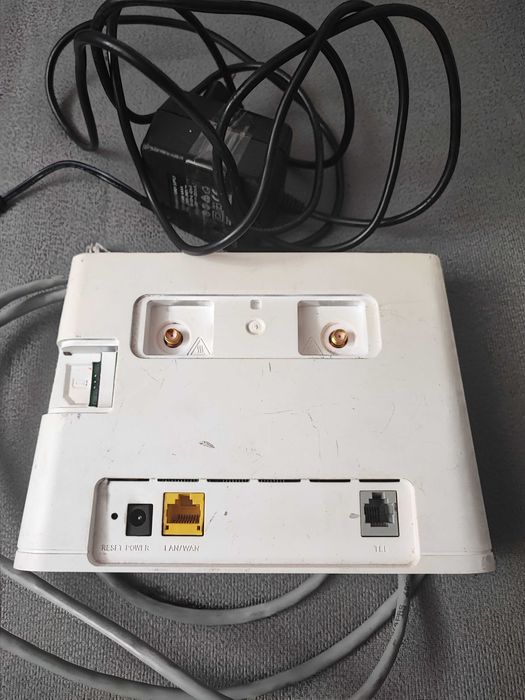 Vând/schimb Router 4g Huawei b310-22 defect(nu prinde semnal 4g)