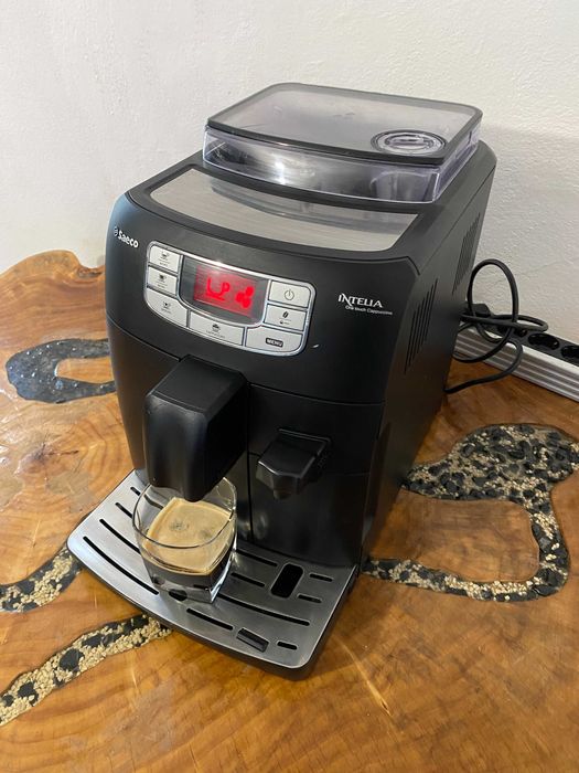 expresor / espressor cafea saeco intelia
