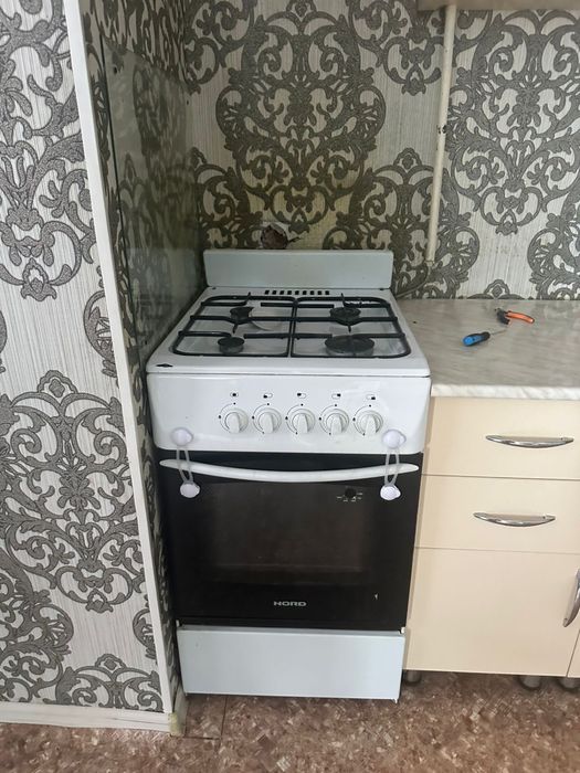 Продам гозовую плиту