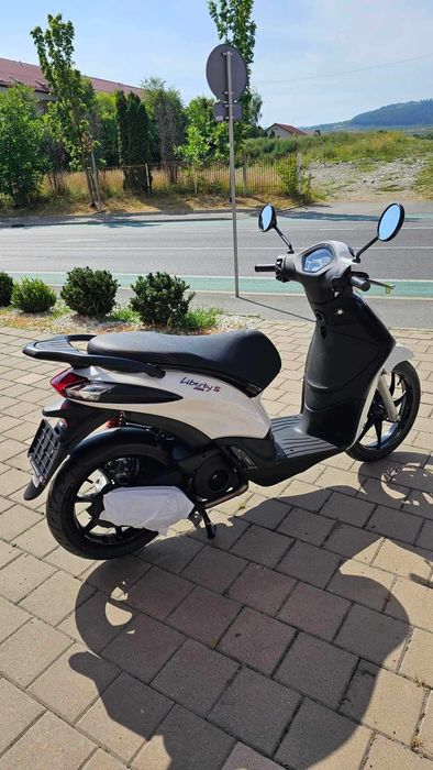 Cocmotors vinde scuter Piaggio Liberty 125 S, nou, DIVERSE CULORI