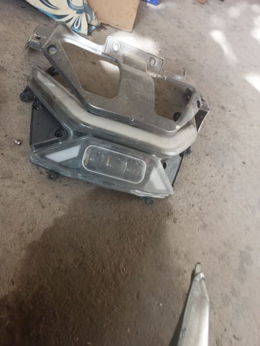 Skuter lar uchun zapchastlar bor