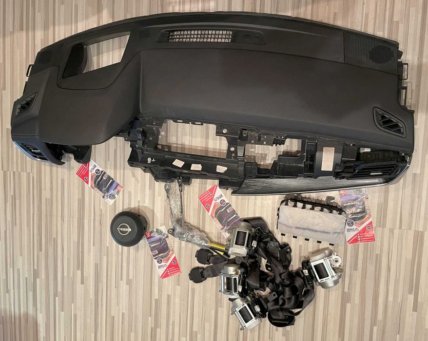 Nissan Qashqai J12  airbag plansa de bord HUD - set centuri siguranta