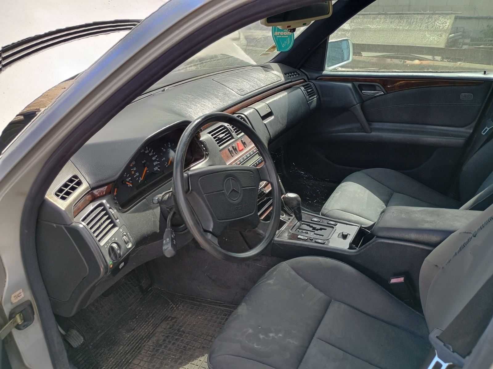 Продавам части за Mercedes-Benz 290 (1996-1997 г.)