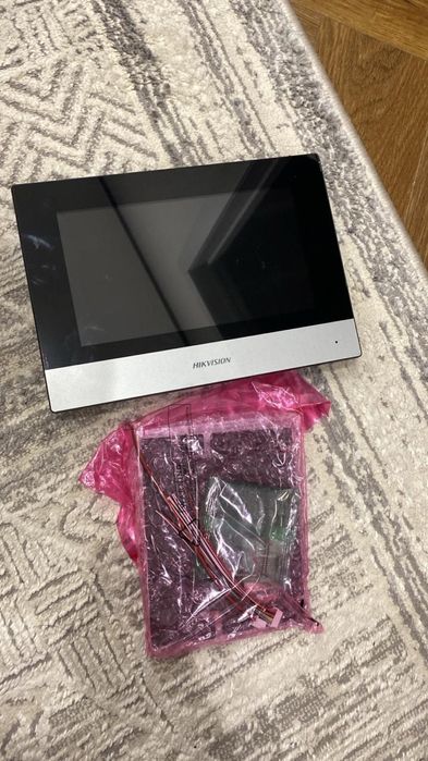Домафон, Монитор Hikvision DS-KH6320-WTE1 серебристый