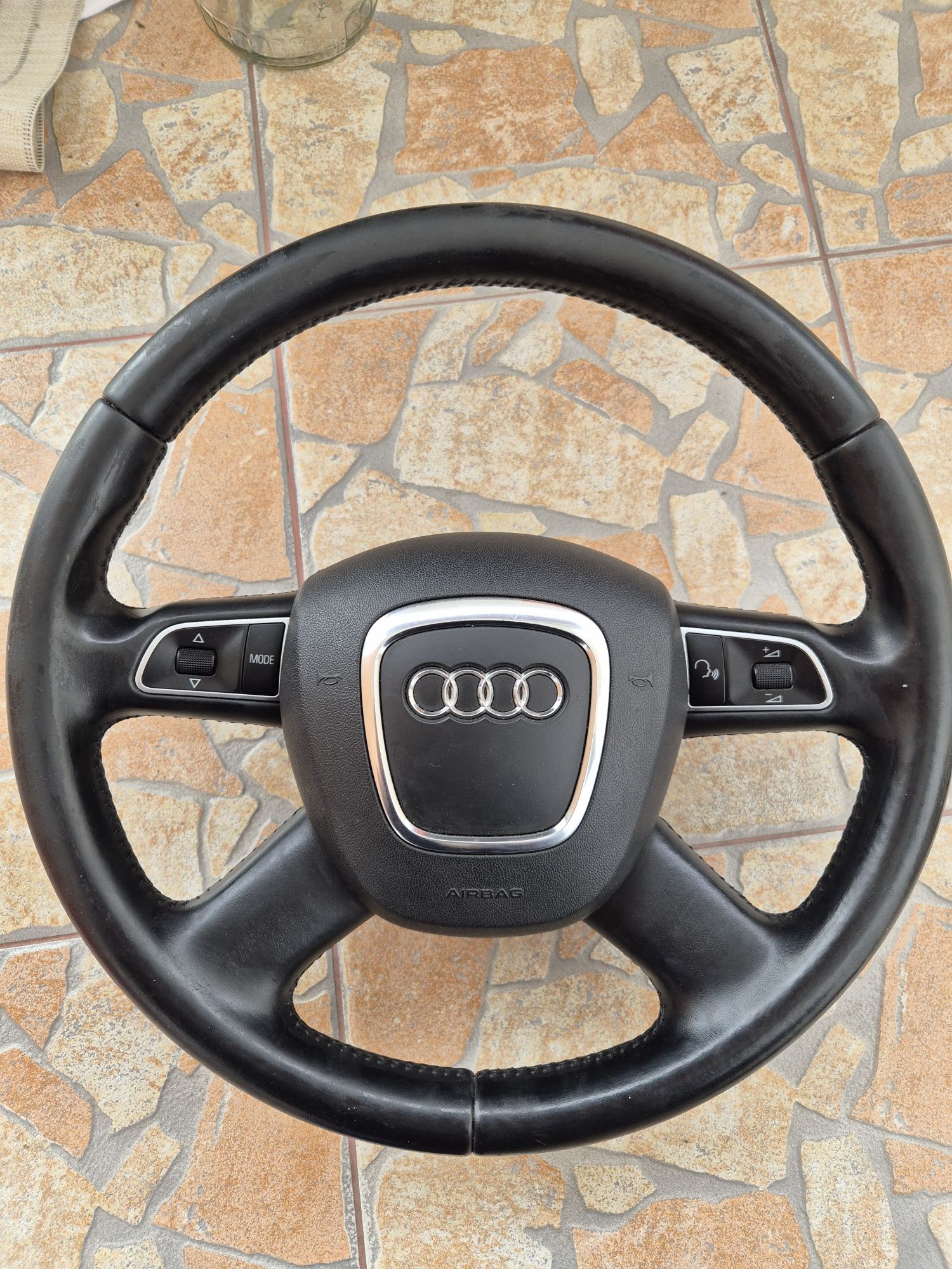 Vând volan + airbag Audi