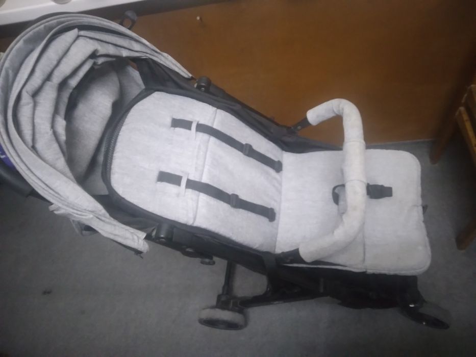 Детская коляска б/у ,100.000 сум