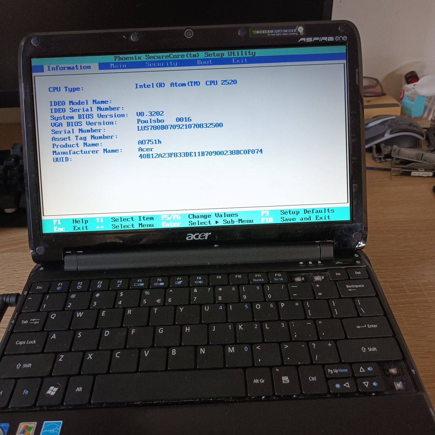Mini laptop Acer Aspire One ZA3 funcțional pentru piese