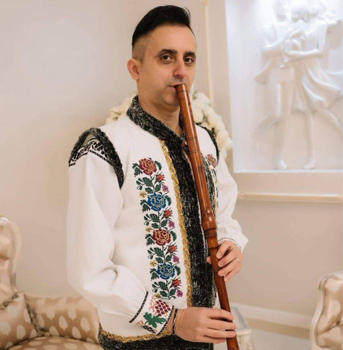 Dj,sonorizare,scena de lumina,muzica live